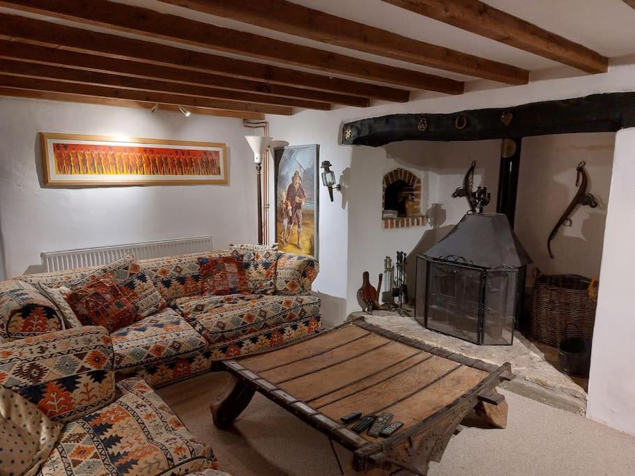 Stable Cottage - Sleeps 6, Near Lulworth Cove دورتشستر المظهر الخارجي الصورة