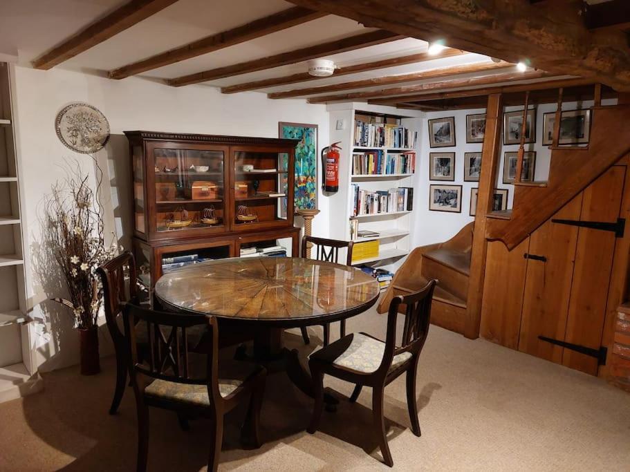 Stable Cottage - Sleeps 6, Near Lulworth Cove دورتشستر المظهر الخارجي الصورة